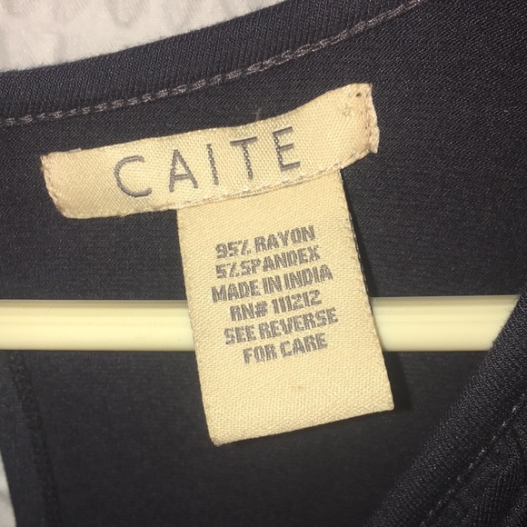 Navy blue top, super comfy 💕 - Picture 2 of 4